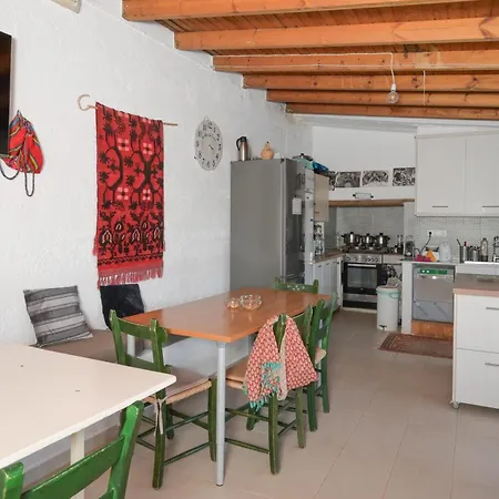 Antonis Apts, Physio Fitness Retreats