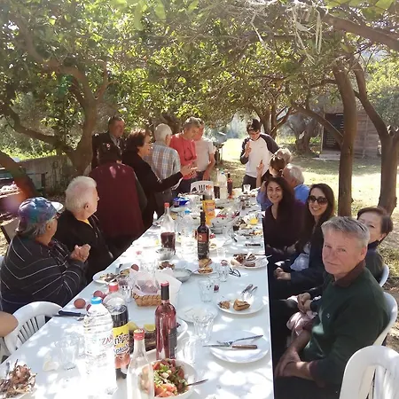 Antonis Apts, Physio Fitness Retreats Plakias