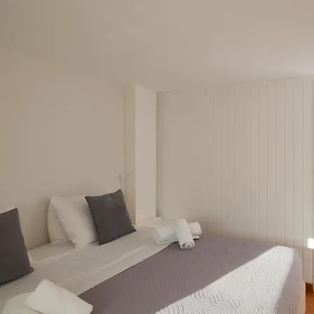 Antonis Apts, Physio Fitness Retreats * Plakiász