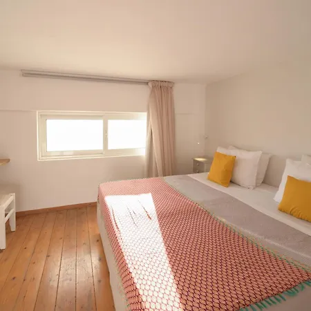 Antonis Apts, Physio Fitness Retreats