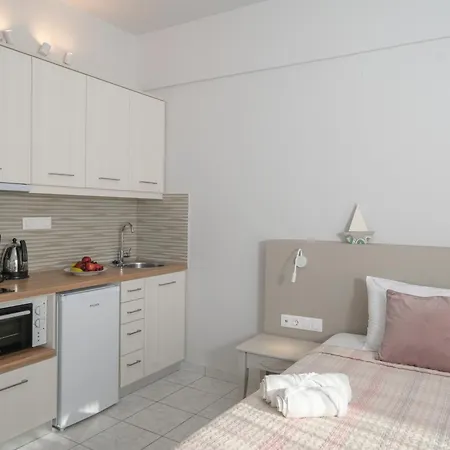 Appartement Antonis Apts, Physio Fitness Retreats *